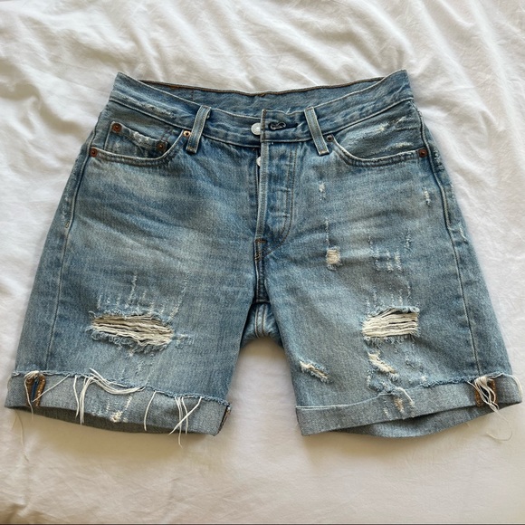Levi’s Denim Shorts - Picture 1 of 4